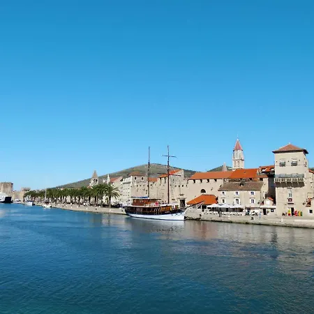 Apartamento Viktor-2 By Interhome Trogir