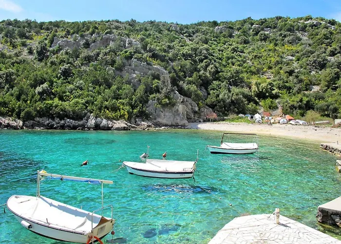 Viktor-2 By Interhome טרוגיר